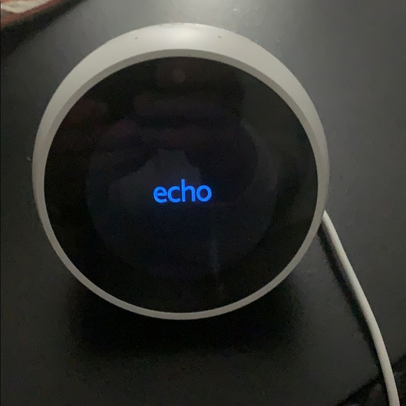 Amazon Alexa - Picture 2 of 3